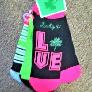 NEW ladies juniors ST Patrick's Day 3 pairs of low cut socks green black pink